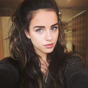 Meet your Posher, Savannah